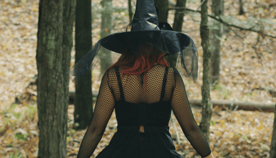 How to wear a gothic hoodie every day?