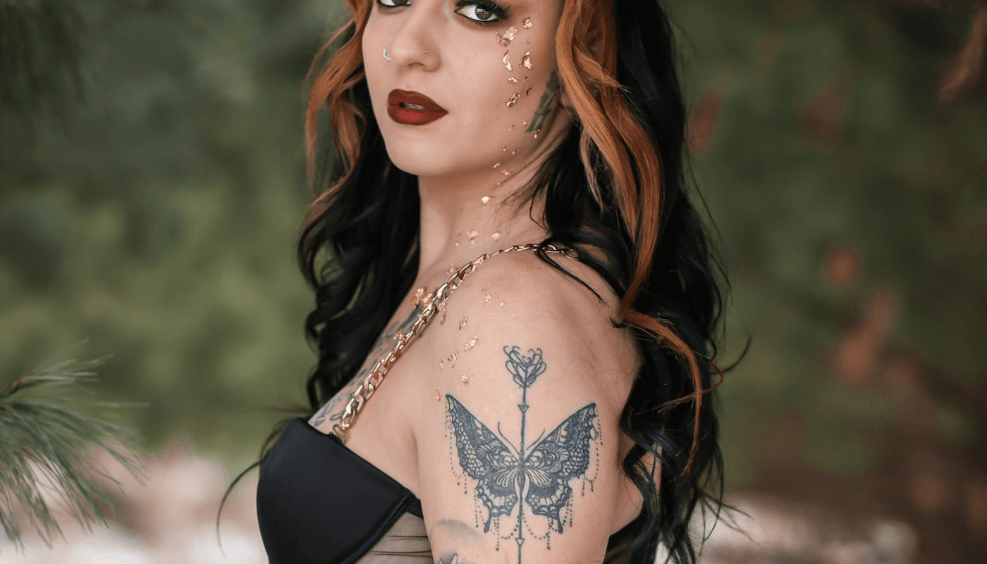 Women's Gothic Coats: History, Styles, and Inspirations for Every Occasion - Castle Gothic